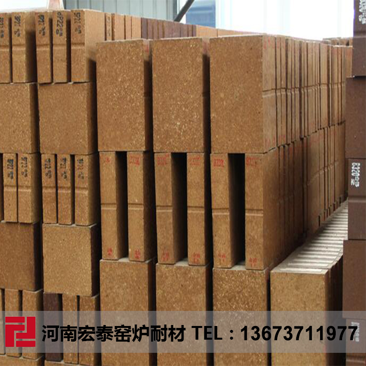 转炉炉底耐火材料砌筑的方法