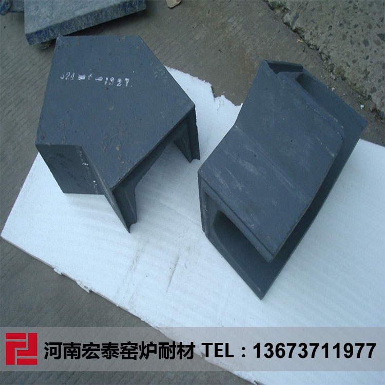 自焙电极内部的温度分布与应